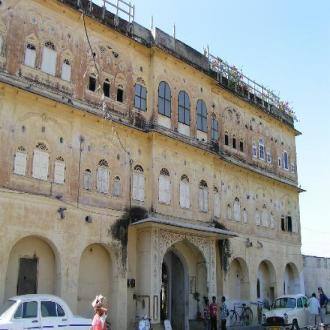 Stay In 200 Years Old Haveli, Jaipur 1